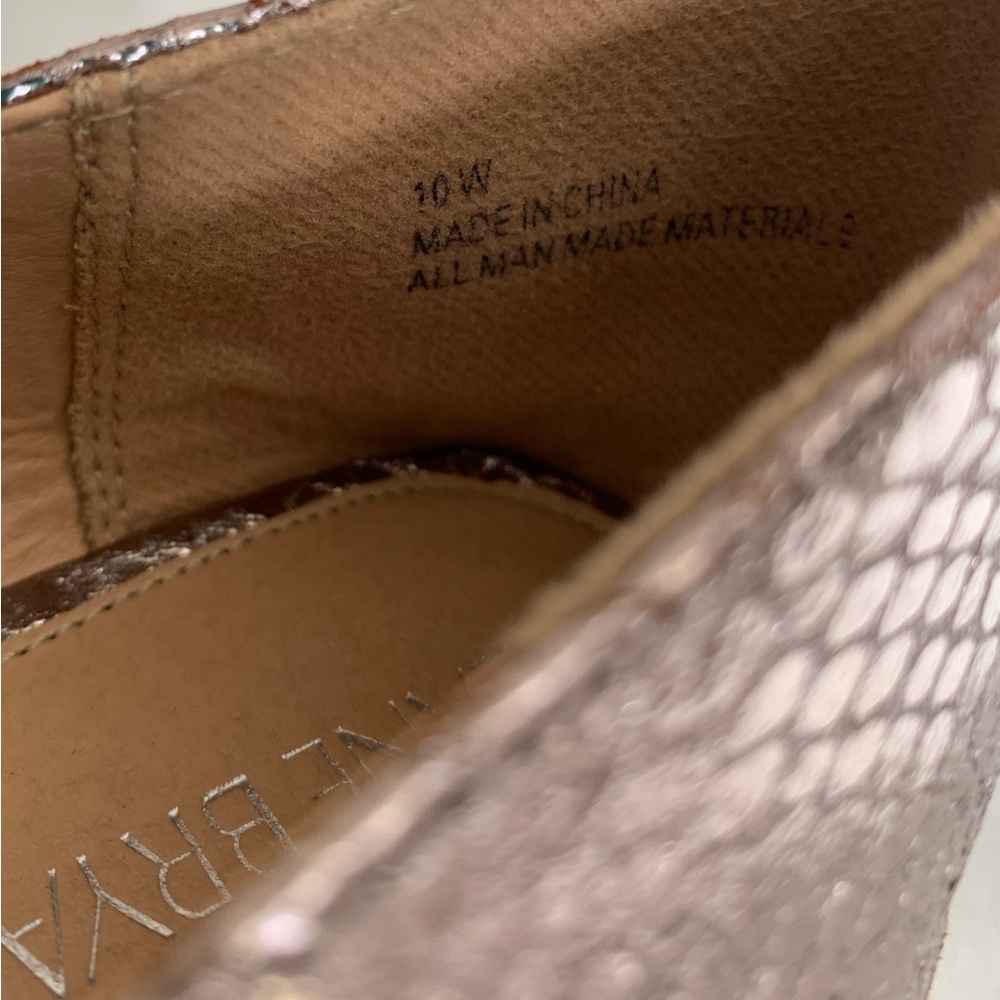 Lane Bryant Snake Texture Pewter Metallic Pointed Toe Flats Woman’s 10W - Picture 11 of 12